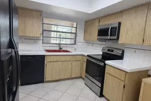 9119 SW 129th Ln, Miami, FL 33176 - Photo 13