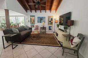 9119 SW 129th Ln, Miami, FL 33176 - Photo 5