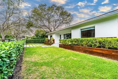 1223 NE 102nd St, Miami Shores, FL 33138 - Photo 25