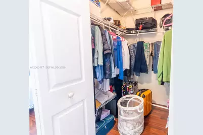 275 NE 18St #1110, Miami, FL 33132 - Photo 17