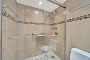 200 172nd St, Sunny Isles Beach, FL 33160 - Photo 11