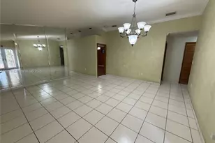 7510 W 4th Ave, Hialeah, FL 33014 - Photo 9