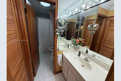 7510 W 4th Ave, Hialeah, FL 33014 - Photo 17