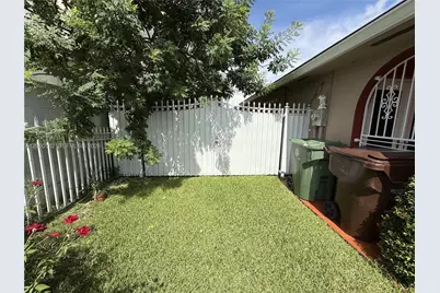 7510 W 4th Ave, Hialeah, FL 33014 - Photo 5