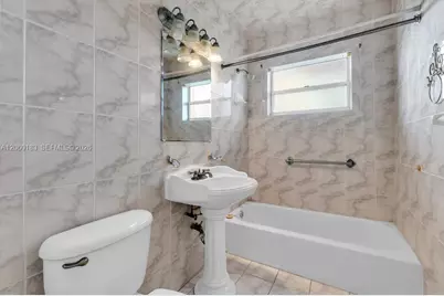17430 NW 37th Ct, Miami Gardens, FL 33055 - Photo 23