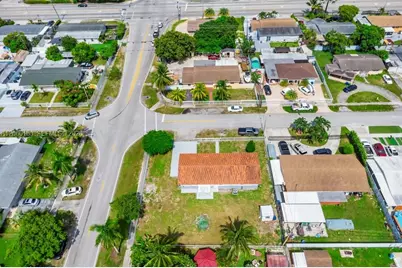 17430 NW 37th Ct, Miami Gardens, FL 33055 - Photo 47