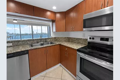 7601 E Treasure Dr #1807, North Bay Village, FL 33141 - Photo 5