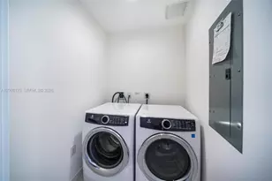 851 NE 1st Ave, Miami, FL 33132 - Photo 35