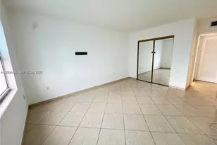 400 Kings Point Dr, Sunny Isles Beach, FL 33160 - Photo 13