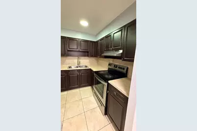 5050 NW 7th Street #PH6, Miami, FL 33126 - Photo 3