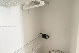 274 NW 32nd St, Miami, FL 33127 - Photo 3