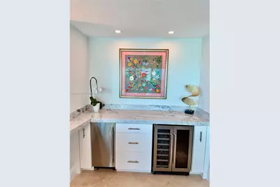 1200 Holiday Dr #705, Fort Lauderdale, FL 33316 - Photo 9