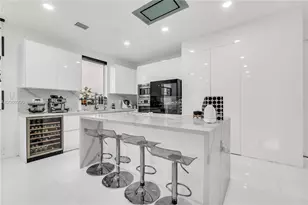 9730 NW 74th Terrace, Doral, FL 33178 - Photo 19