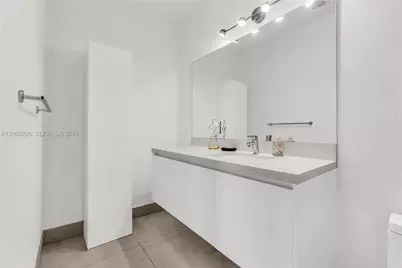 9730 NW 74th Ter, Doral, FL 33178 - Photo 43