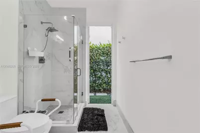 9730 NW 74th Ter, Doral, FL 33178 - Photo 37