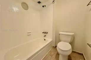 2450 NE 135th St, North Miami, FL 33181 - Photo 15