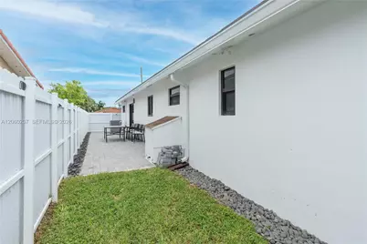 510 SE 3rd Ave #A, Dania Beach, FL 33004 - Photo 21