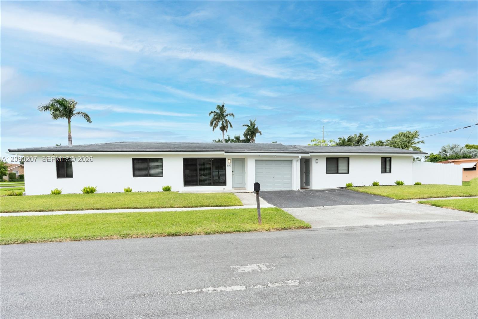 510 SE 3rd Ave #A - 510 SE 3rd Ave #A, Dania Beach, FL 33004 Luxury Property | Jose Angel Pina