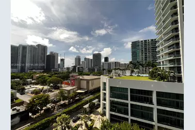121 NE 34th St #803, Miami, FL 33137 - Photo 1