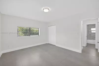 17150 NE 18th Ave, North Miami Beach, FL 33162 - Photo 15