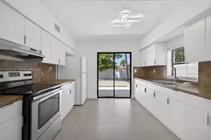 17150 NE 18th Ave, North Miami Beach, FL 33162 - Photo 7