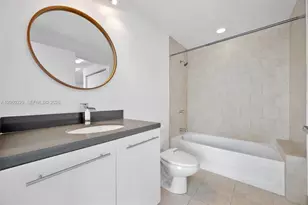 90 SW 3rd St, Miami, FL 33130 - Photo 13