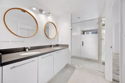 90 SW 3rd St #2001, Miami, FL 33130 - Photo 13