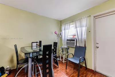 578 NW 97th St, Miami, FL 33150 - Photo 15