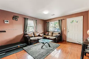 578 NW 97th St, Miami, FL 33150 - Photo 23
