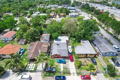 578 NW 97th St, Miami, FL 33150 - Photo 49