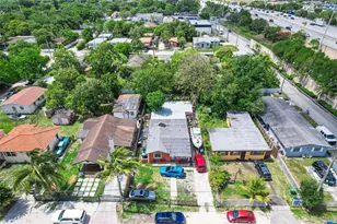 578 NW 97th St, Miami, FL 33150 - Photo 49