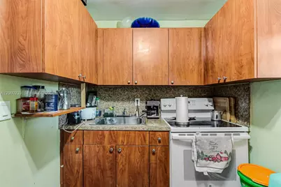 578 NW 97th St, Miami, FL 33150 - Photo 19