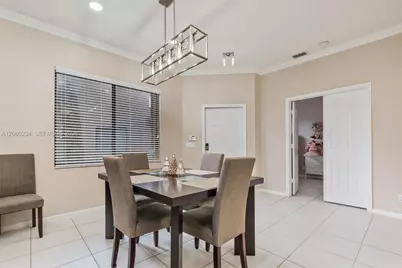 3044 La Mirage Dr, Lauderhill, FL 33319 - Photo 5