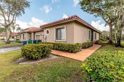 3044 La Mirage Dr, Lauderhill, FL 33319 - Photo 21