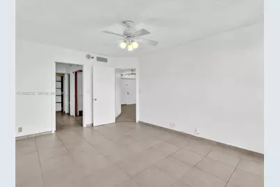 3530 Mystic Pointe Dr #1004, Aventura, FL 33180 - Photo 17