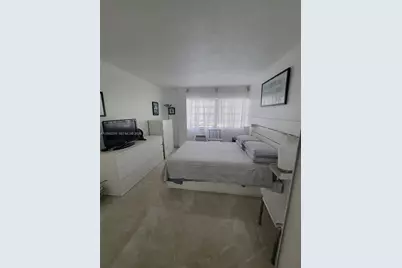 220 Kings Point Dr #606, Sunny Isles Beach, FL 33160 - Photo 9