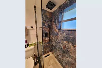 220 Kings Point Dr #606, Sunny Isles Beach, FL 33160 - Photo 15