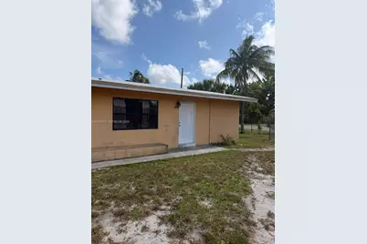 2580 SW 8th St #1-2, Fort Lauderdale, FL 33312 - Photo 1