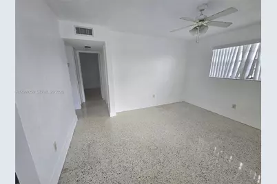 11040 SW 4th St #FRONT UNIT, Sweetwater, FL 33174 - Photo 13