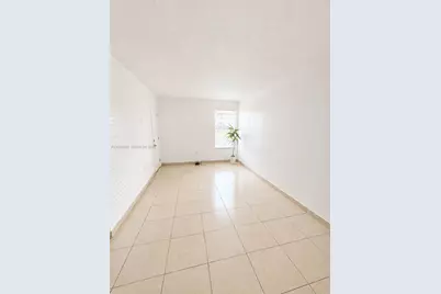 6850 W 14th Ct #C04, Hialeah, FL 33014 - Photo 3