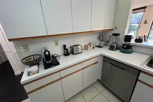 9735 Costa Del Sol Blvd, Doral, FL 33178 - Photo 37