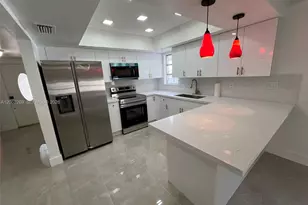 1820 W 72nd Pl, Hialeah, FL 33014 - Photo 7