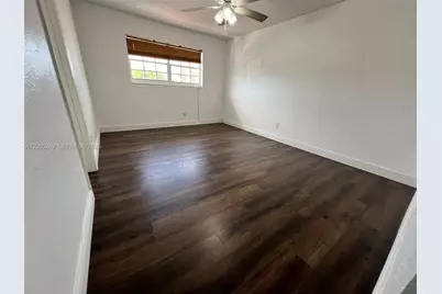 1820 W 72nd Pl, Hialeah, FL 33014 - Photo 21