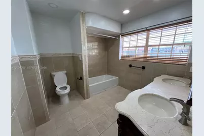 1820 W 72nd Pl, Hialeah, FL 33014 - Photo 11