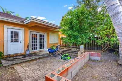 1523 SW 2nd Ct, Homestead, FL 33030 - Photo 21