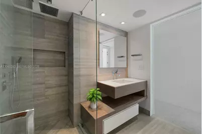 101 20th St #3208, Miami Beach, FL 33139 - Photo 31