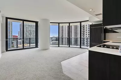 45 SW 9th St #1806, Miami, FL 33130 - Photo 1