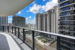 45 SW 9th St, Miami, FL 33130 - Photo 19