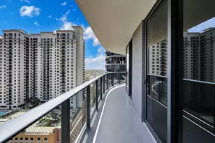 45 SW 9th St, Miami, FL 33130 - Photo 21