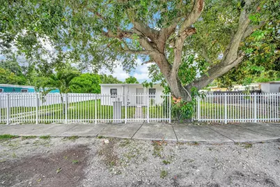 16410 NW 22nd Ct, Miami Gardens, FL 33054 - Photo 19